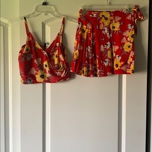 2 piece floral